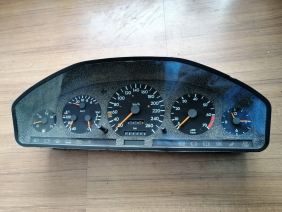 W 140 KM SAATİ 